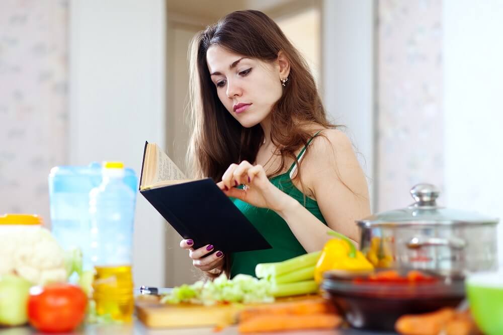pensive-housewife-with-cookbook